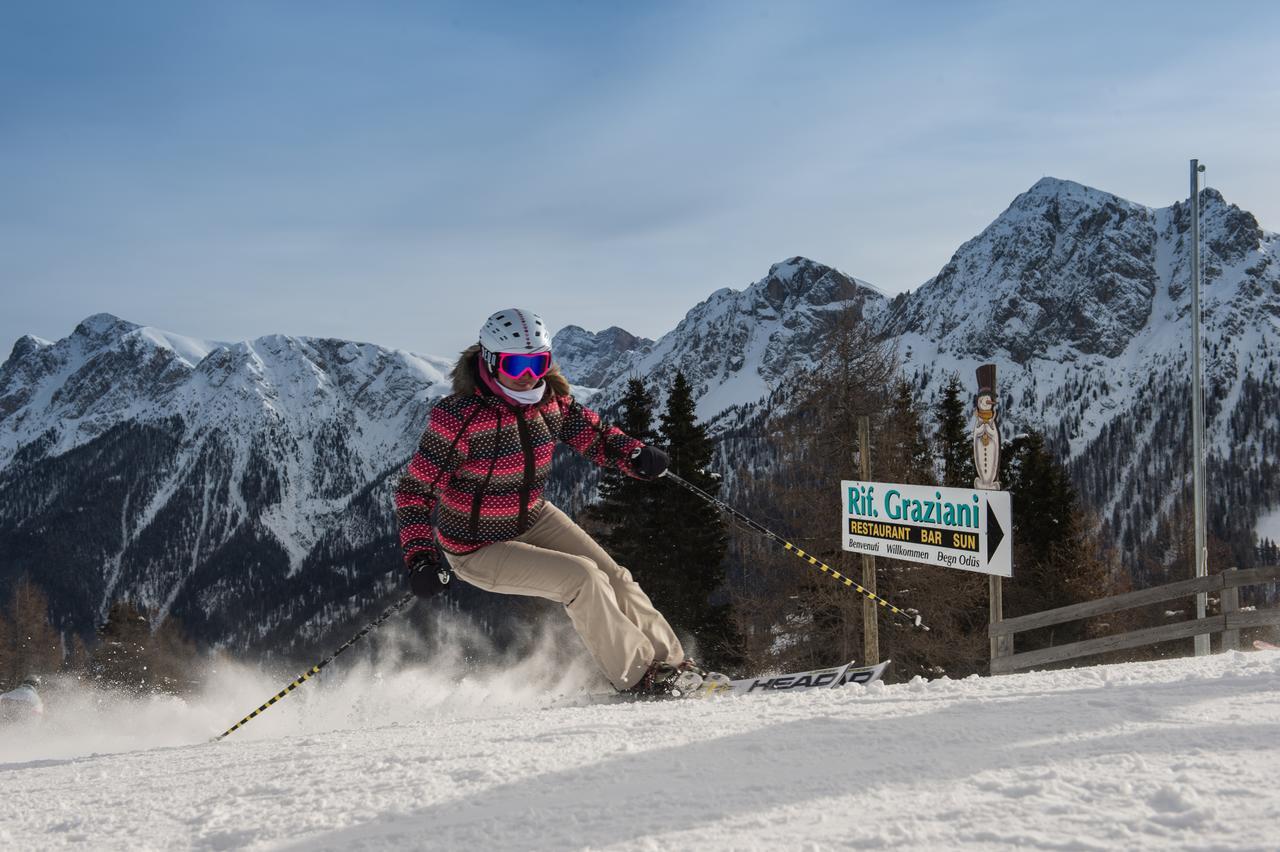 Rifugio Graziani Huette Hotel Сан Вигилио ди Маребе Екстериор снимка