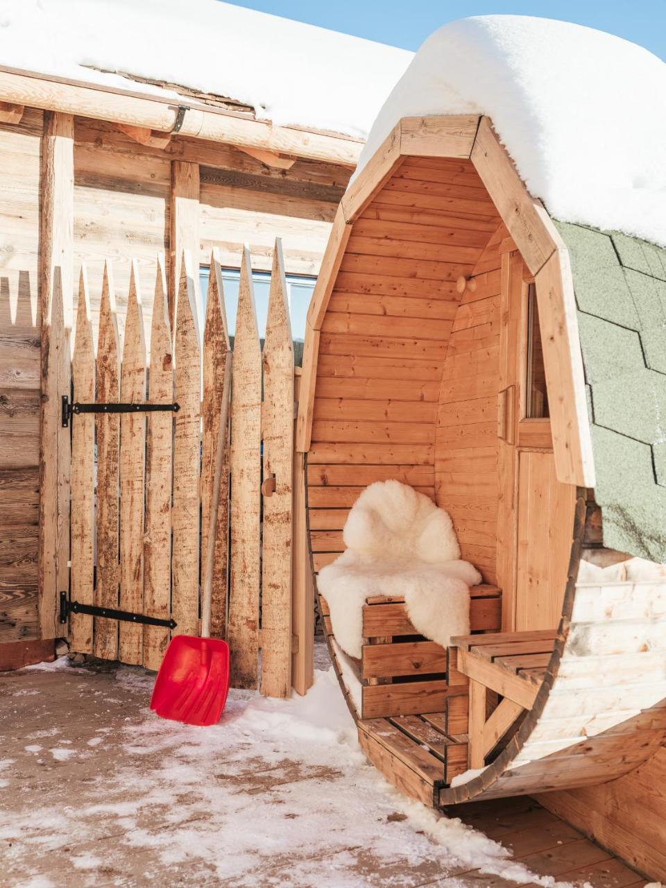 Rifugio Graziani Huette Hotel Сан Вигилио ди Маребе Екстериор снимка