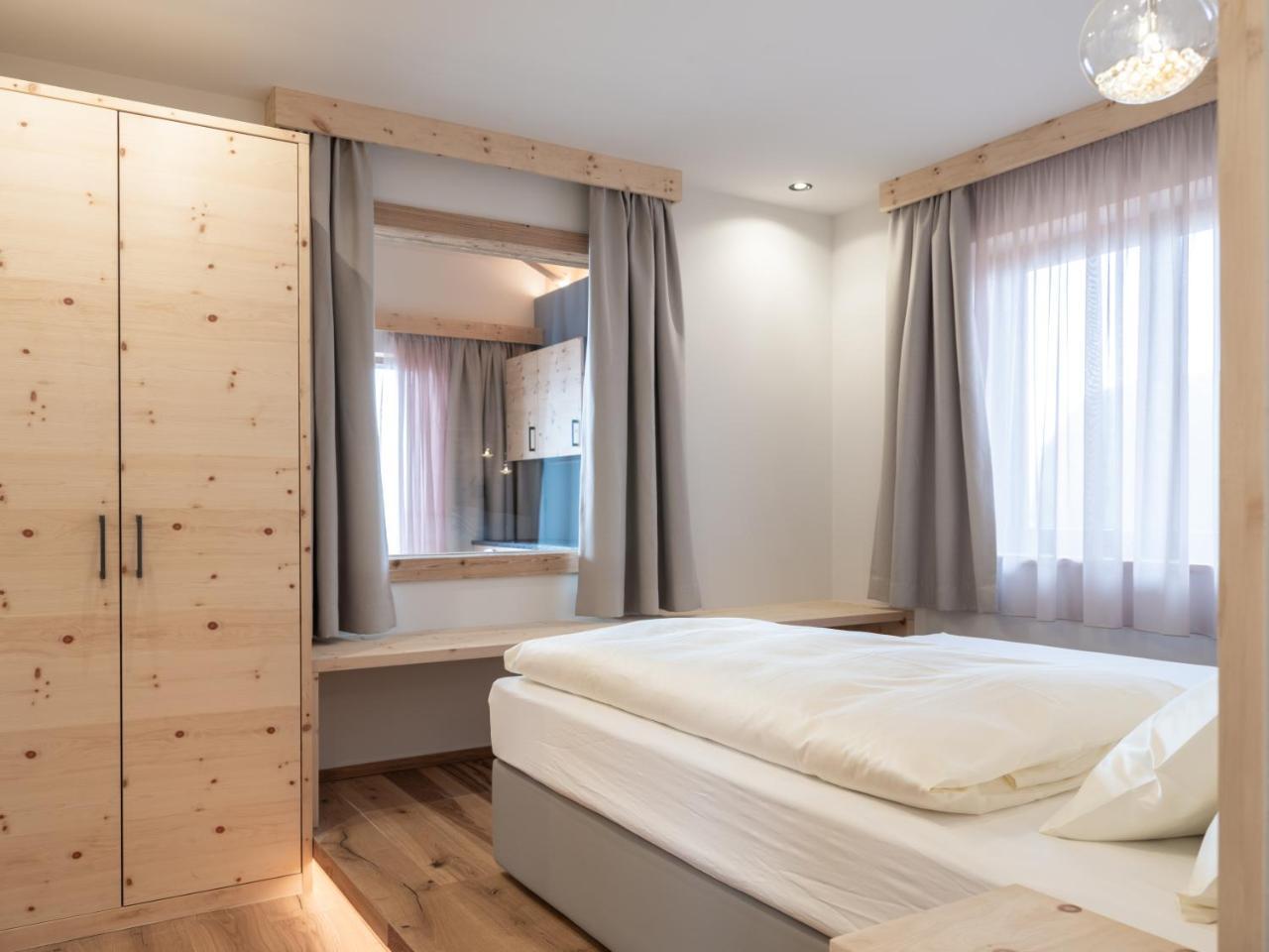 Rifugio Graziani Huette Hotel Сан Вигилио ди Маребе Екстериор снимка